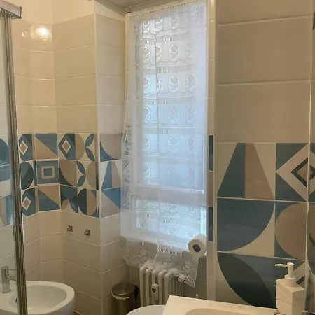 2 Bagni, 2 A Piramide Ostiense 公寓